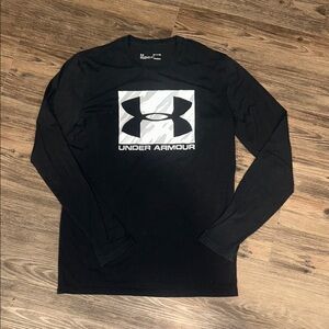 Under Armour Black Long Sleeve Tee